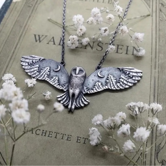 Owl Pendant Necklace - Picture 3 of 6